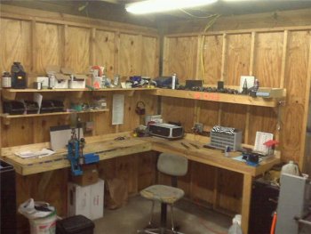 COMPUTER STATION.jpg