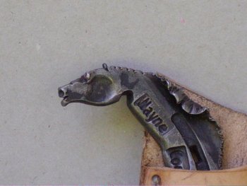 Horse Head Knife lstd close.jpg