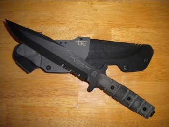 Tops USMC Combat Knife #2.jpg