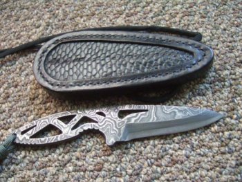 sanmai neck knife 009.jpg