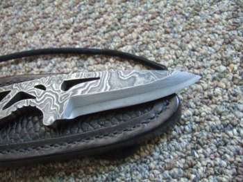 sanmai neck knife 003.jpg