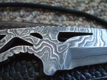 sanmai neck knife 004.jpg