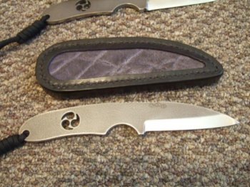 wharncliff CPM 3-V neck knives 010.jpg