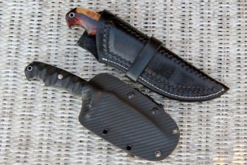 HHH Custom Knives 072 (800x533).jpg
