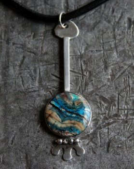Damascus necker, Necklace, HHH Knives 016 (634x800).jpg