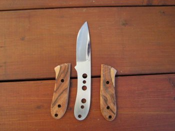 knife 2 WIP.jpg