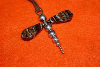 Dragon fly pendent HHH Bling things 014 (800x533).jpg
