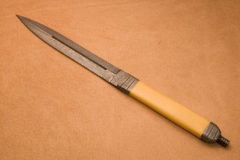 Kings-Dagger-1.jpg