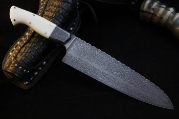 210 Gyuto Feather damascus corian 025 (800x533).jpg