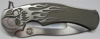 Skull and Flames 001.jpg