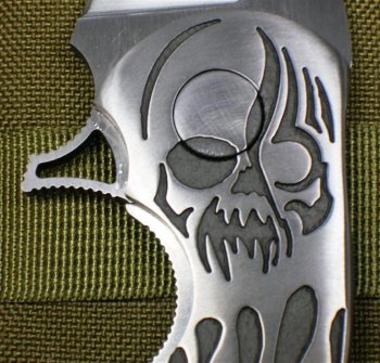 Skull and Flames 008.jpg