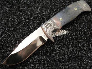 engraved fixed blade2 001.jpg