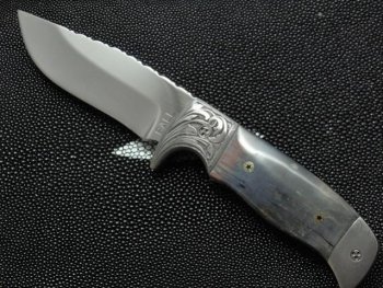 engraved fixed blade2 008.jpg