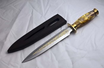 Golden-dagger-1.jpg