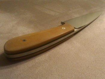Knife02chair.jpg