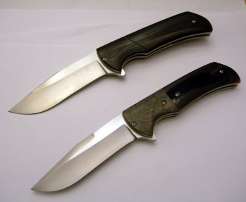 Pair of Med Pathfinder flippers.jpg