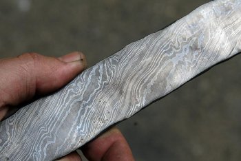 HHH Knives damascus 036.jpg