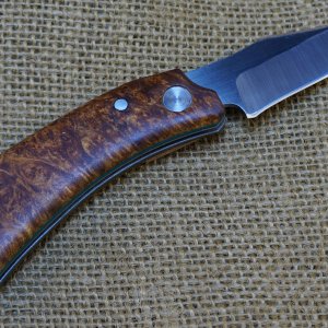 "Cricket V2" Friction Folder