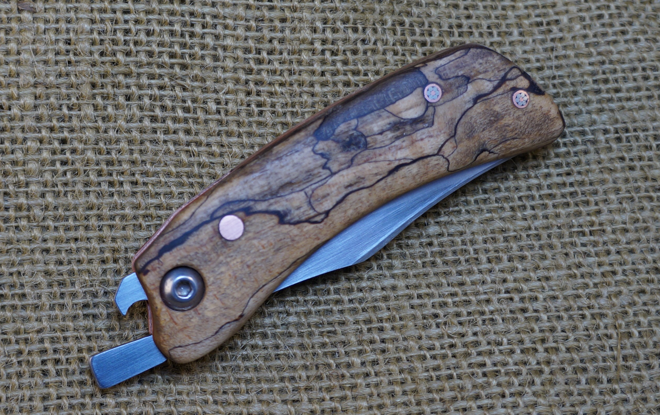 "Cricket V2" Friction Folder